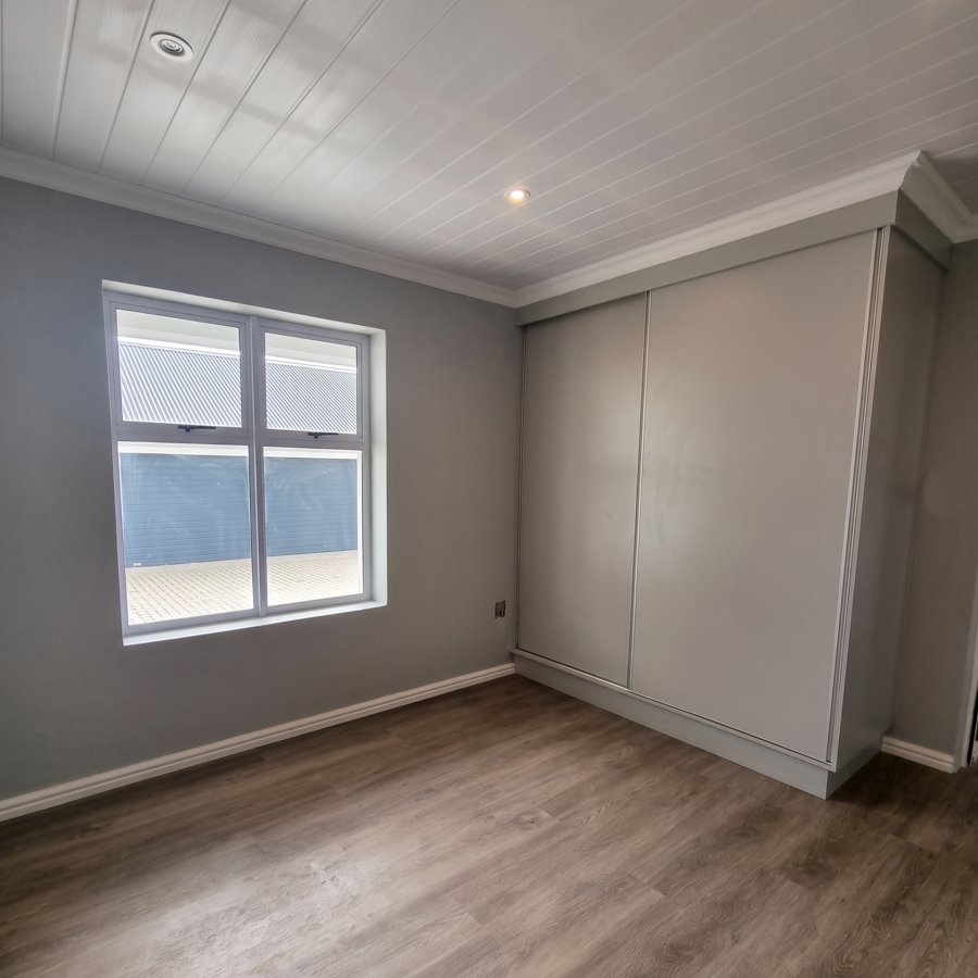 2 Bedroom Property for Sale in Struisbaai Western Cape